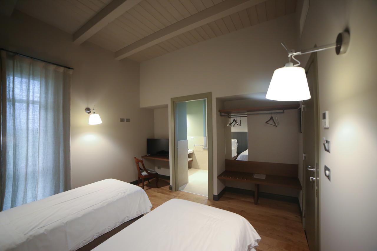 Locanda Ferro Uno, Golf Citta Di Асти Экстерьер фото